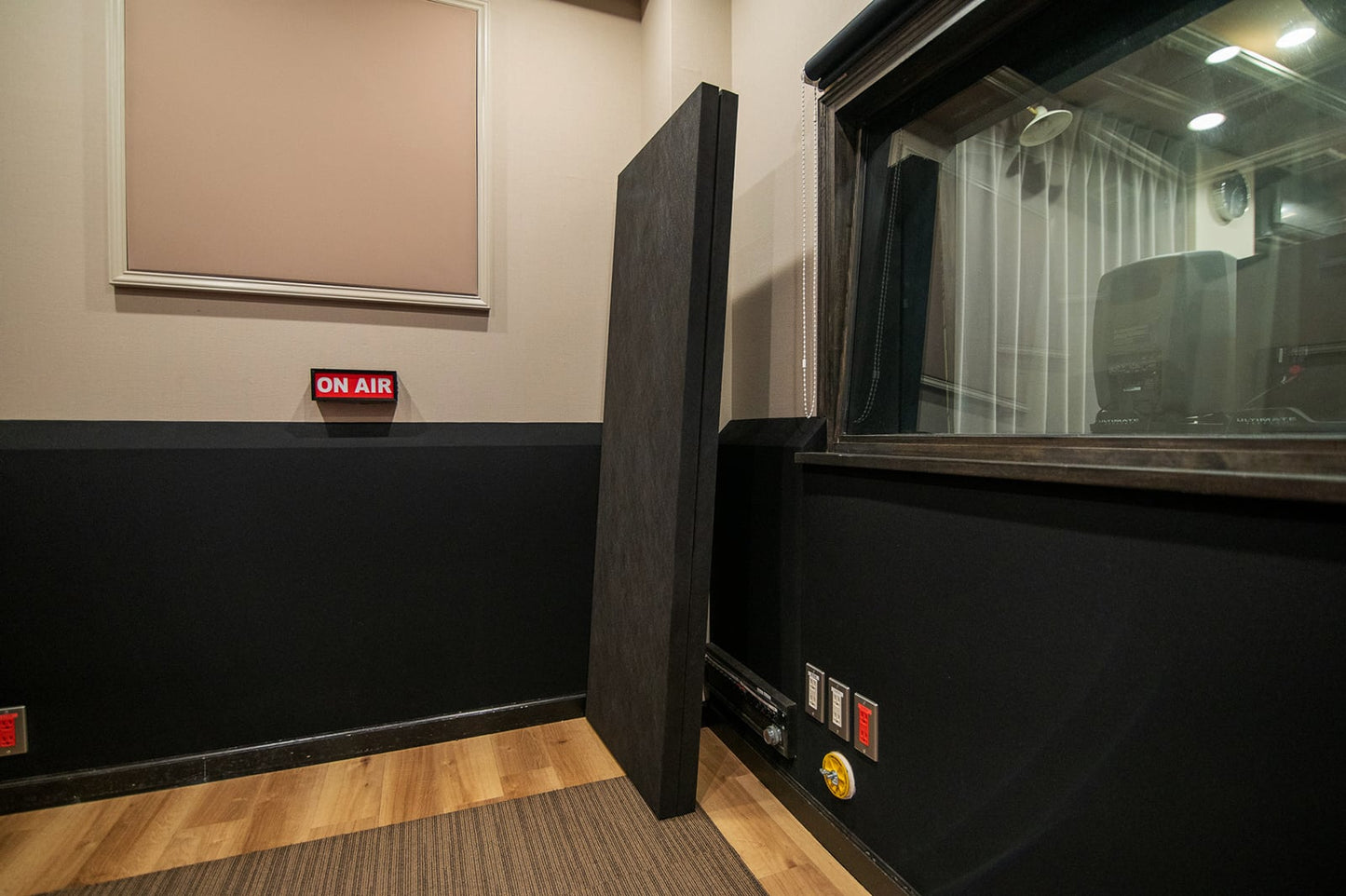 Foldable Acoustic Panels TWOFOLD.