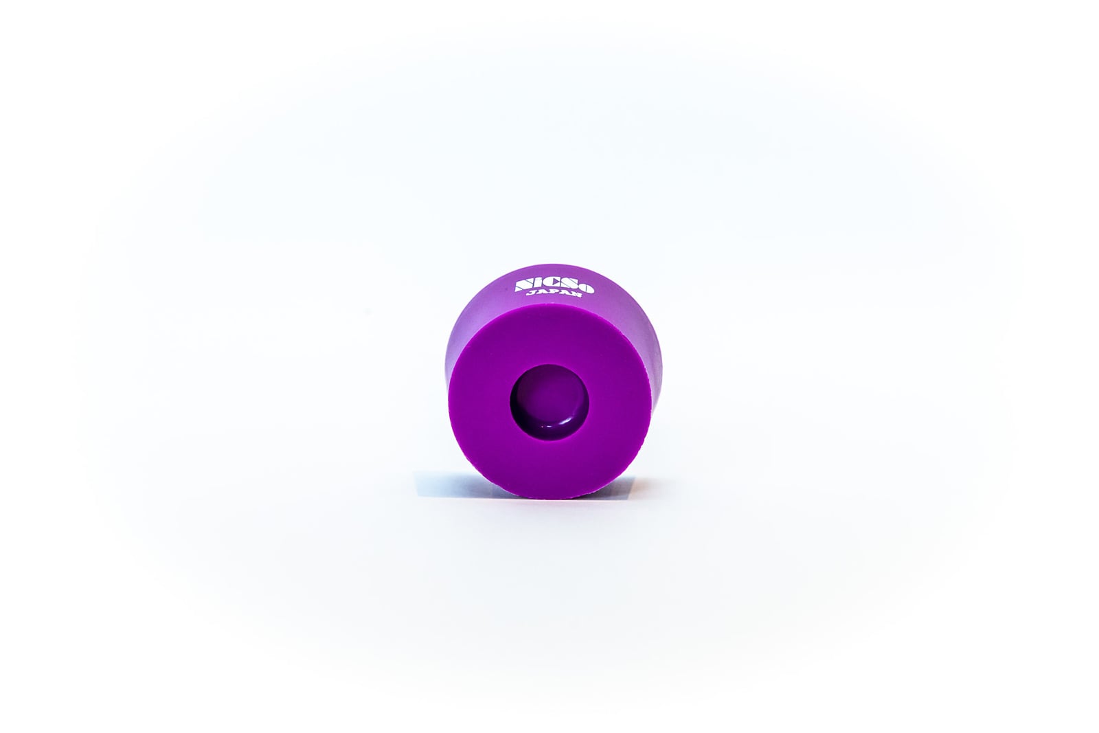 BUREEN is sound isolation feet. Made of formulated polyurethane gel. Reducing vibration transmission to zero.